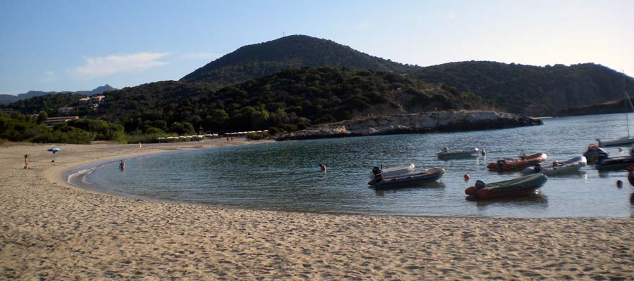 La costa di Chia Sardegna 2